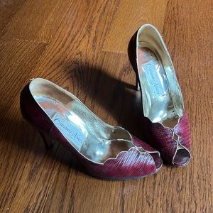 Vintage carina nucci New York peep toe heels made in Italy